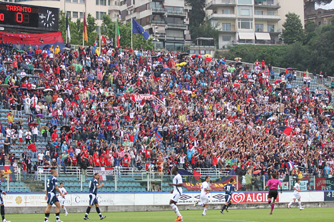 aroma-taranto_tifo_01